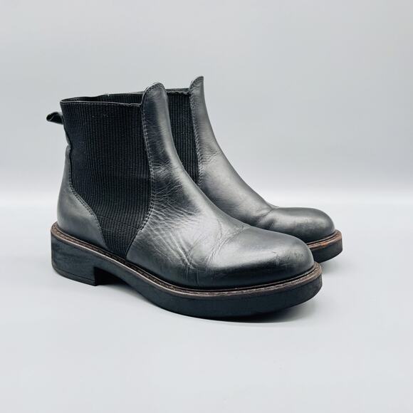 Emanuele Crasto Boots Womens 7 Black Leather Chelsea Classic Pull On Italy - Picture 2 of 11
